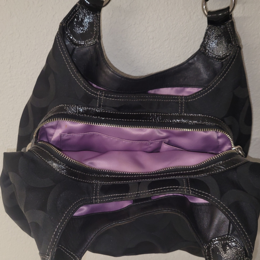 Coach Black Signature Shoulder Bag - Picture 6 of 16